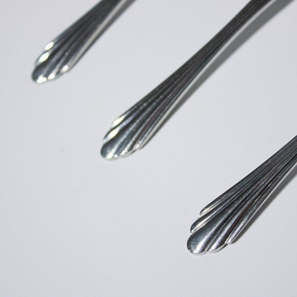 Vintage Retroneu 7 Teaspoons Korea 18/8 Flatware BARRINGTON - Picture 2 of 6